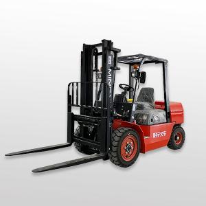 CPC40 Diesel Forklift Truck